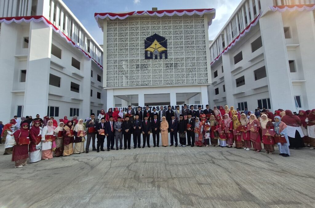 41 ASN UIN Mahmud Yunus Batusangkar Terima Satyalancana Karya Satya dari Presiden RI