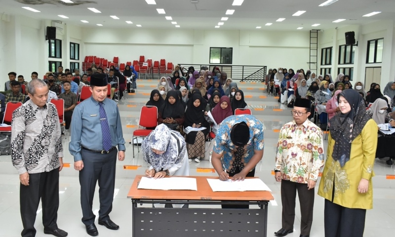 Tak Menunggu Lama, Penerima KIP Kuliah UIN Mahmud Yunus Batusangkar Tekan Kontrak.