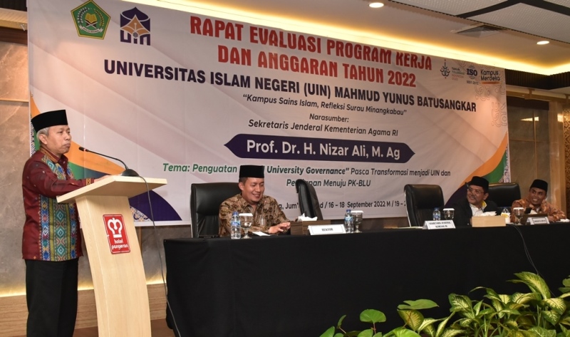 Siapkan Tata kelola Universitas Yang Baik, UIN MY Batusangkar Hadirkan Sekjend Menag RI