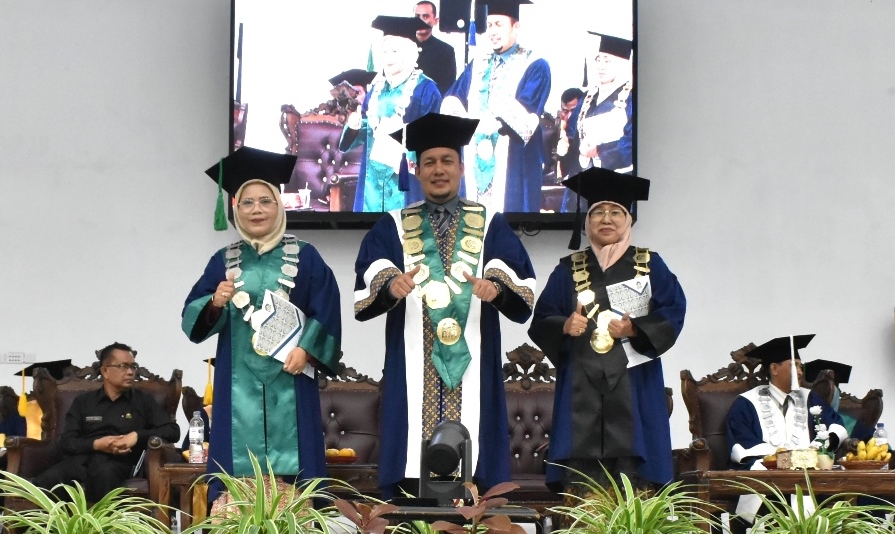 Rektor UIN MY Batusangkar Kukuhkan Dua Guru Besar (Profesor) Terpelajar