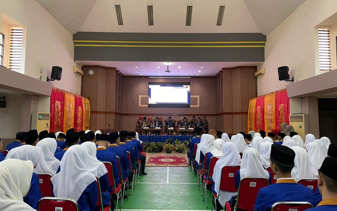 FAKULTAS SYARIAH LAKSANAKAN YUDISIUM 118 ORANG CALON WISUDAWAN
