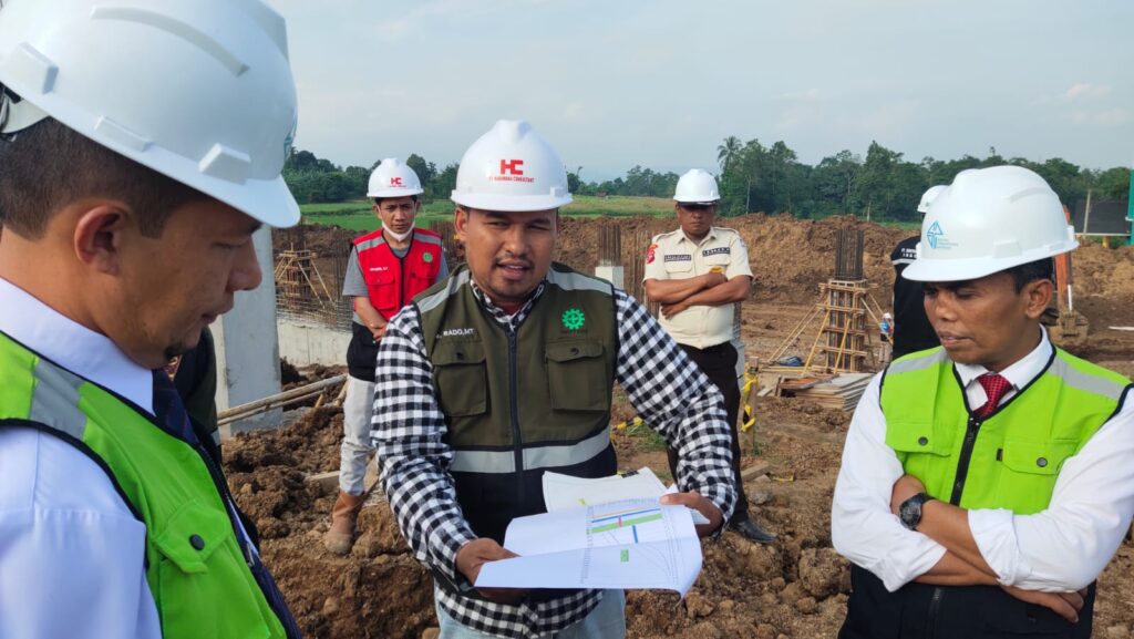 Proyek Gedung Perkuliahan Terpadu UIN Mahmud Yunus Batusangkar Terkendala Bencana Alam, PPK Pastikan Penyelesaian Tepat Waktu