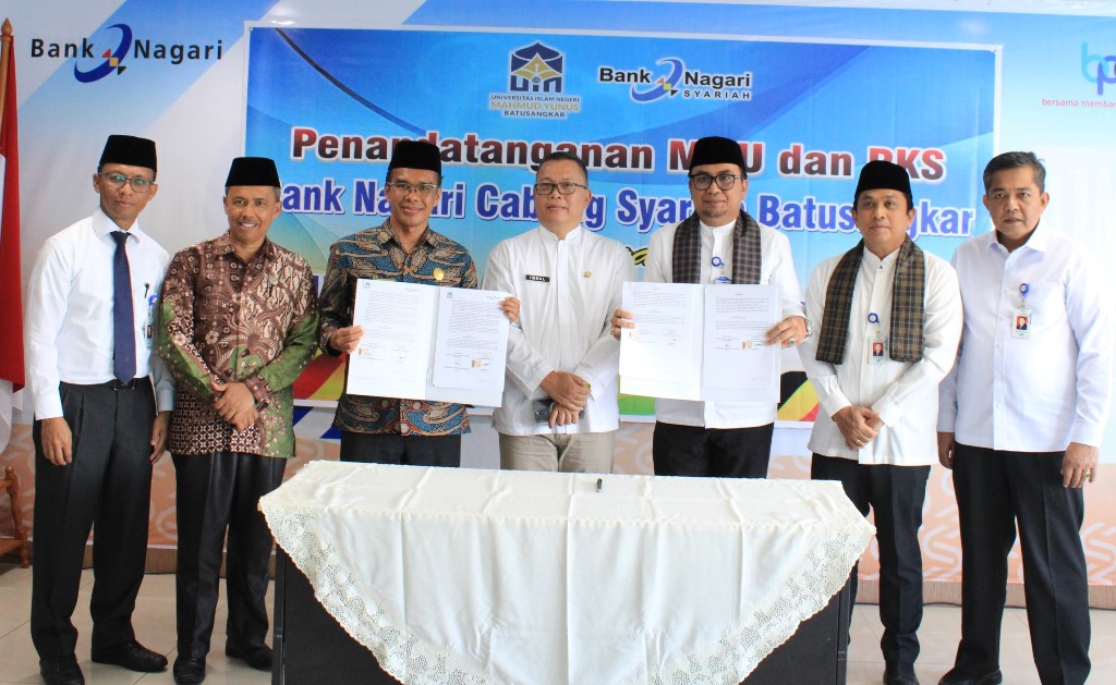 Perbanyak Beasiswa, UIN Mahmud Yunus Batusangkar Lakukan MoU & PKS Dengan Bank Nagari Syariah Cab. Batusangkar