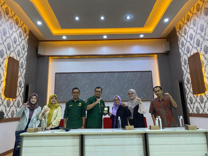 Jurusan Pengembangan Masyarakat Islam UIN Siber Syekh Nurjati Cirebon Gelar Kerjasama dengan UIN Batusangkar dalam Guest Lecture Bertema Kearifan Lokal di Era Digital