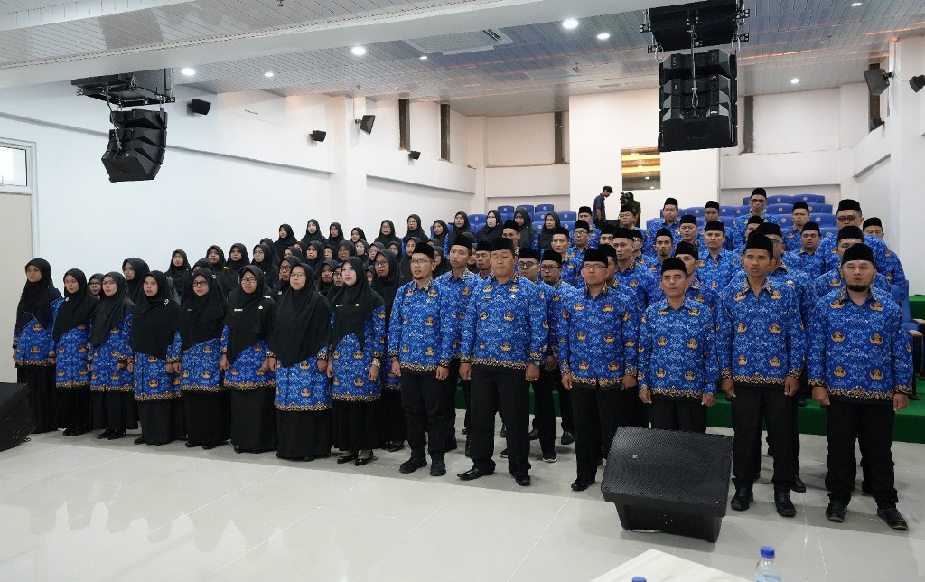 Menag R.I Resmi Lantik 88 ASN PPPK UIN Mahmud Yunus Batusangkar: Rektor Pentingnya Disiplin Kerja