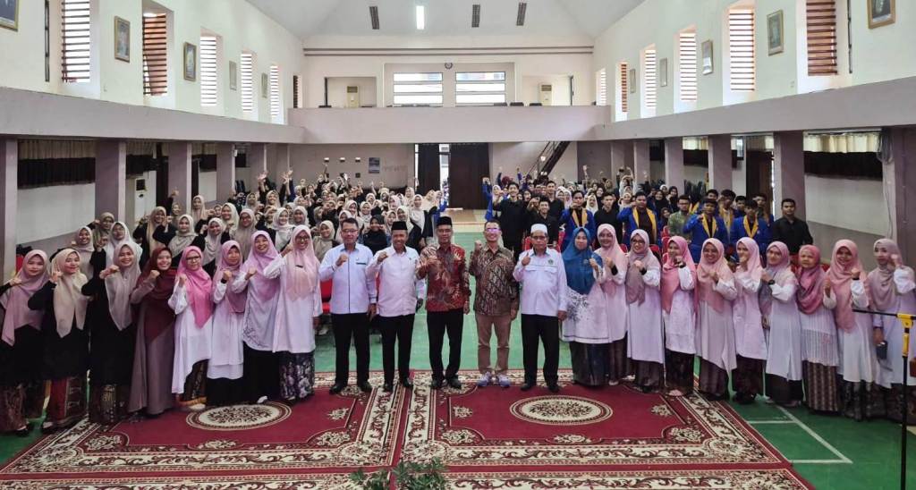 Seminar Nasional Profesionalisasi Profesi Konseling 2025: Menjawab Tantangan Digital Dan Kesehatan Mental Generasi Z
