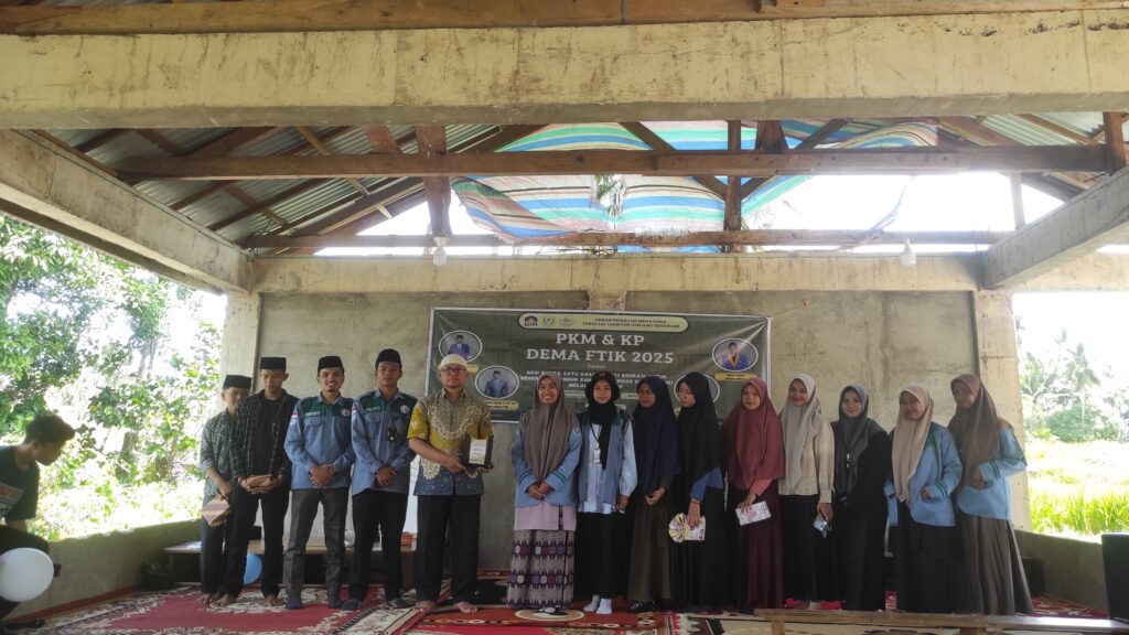 Mahasiswa FTIK UIN MY Batusangkar Goro dan Outbond Seru Bersama Santri Darul Ulum Padang Magek