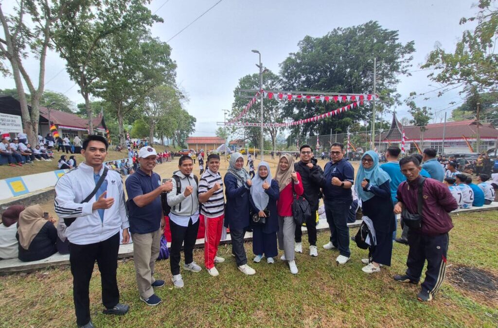 Meriah dan Penuh Semangat! UIN Mahmud Yunus Batusangkar Ikut Warnai HUT RI ke-80 di Pemda Tanah Datar