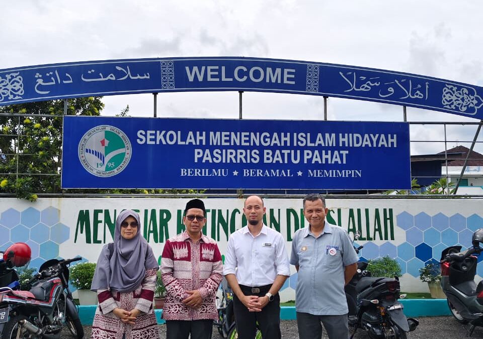 PENELITI UIN MY TELITI MODEL “SEKOLAH ANGKAT” UTHM MALAYSIA