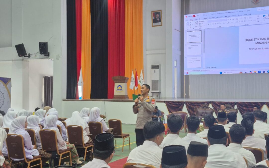 Kapolres Tanah Datar Gaungkan Budaya dan Etika: BAM & SOSKOTIK Jadi Bekal Mahasiswa Bangun Peradaban