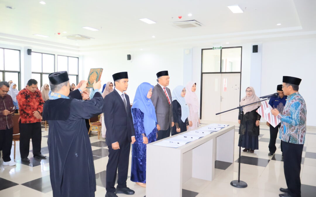Rektor Lantik Pejabat Pelaksana Akademik Baru UIN Mahmud Yunus Batusangkar