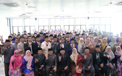Wujudkan Generasi Syariah Unggul, 137 Mahasiswa Fakultas Syariah UIN MY Batusangkar Ikuti Prosesi Yudisium