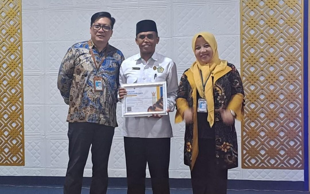 UIN Mahmud Yunus Batusangkar Raih Dua Penghargaan Pengelolaan Keuangan dari KPPN Bukittinggi