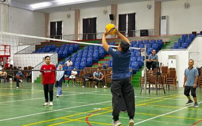 Meriahkan HUT RI ke-81 dan Milad ke-29, UIN Mahmud Yunus Batusangkar Awali Rangkaian Lomba dengan Turnamen Voli dan Tenis Lapangan